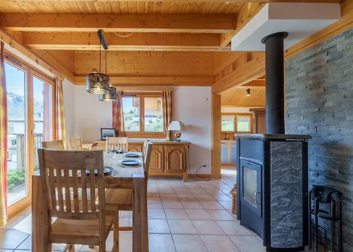 Le Bas Du Paradis لابْريسْ